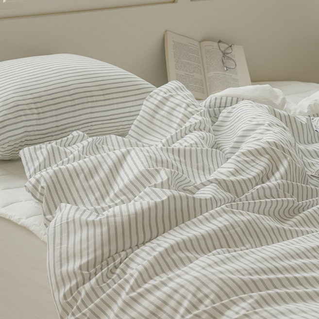 韓國 amante Soft Day 水洗超細纖維無縫飯店風格鋪棉被, 條紋白色