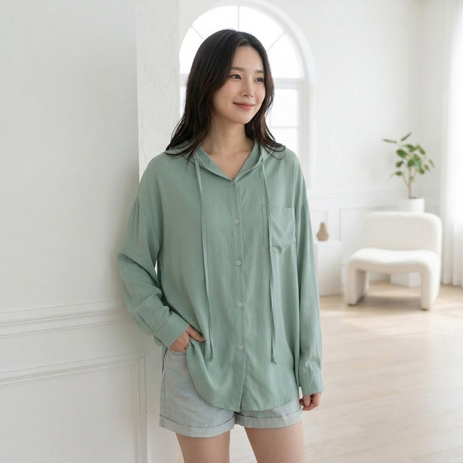 INFIOUS 女款防曬防冷氣風連帽鈕扣襯衫 I263-0523