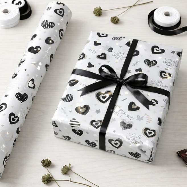 리드홈 고광택 와이드 선물 포장 비닐 증착롤 포장지 특대 70cm x 20m, 블랙 하트, 1개