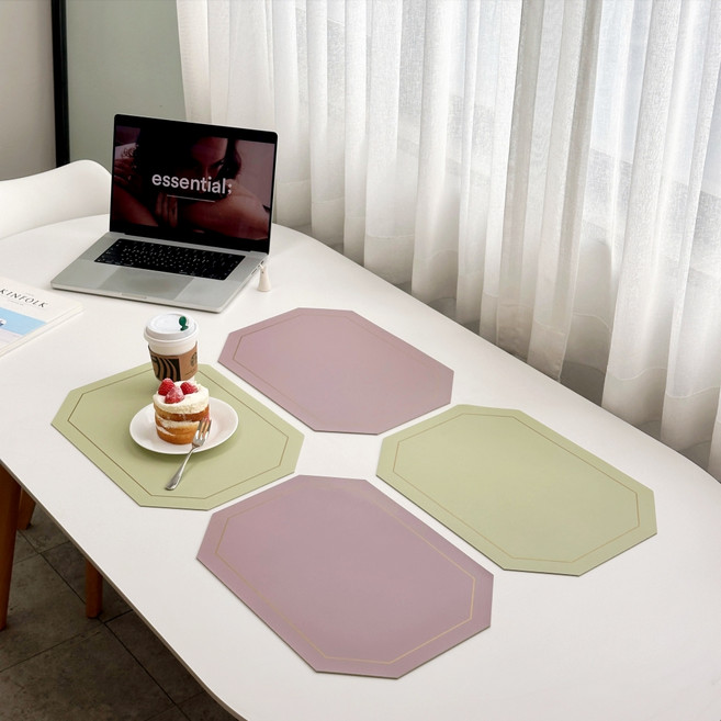 브리뷰 노르딕 양면 식탁매트, 라이트그린 + 라벤더, 43 x 30 x 1.8cm, 4개