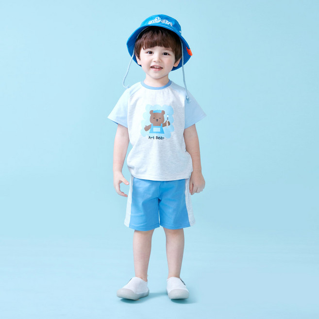 KIDSCOMO 兒童透氣藍熊短袖上下衣套裝