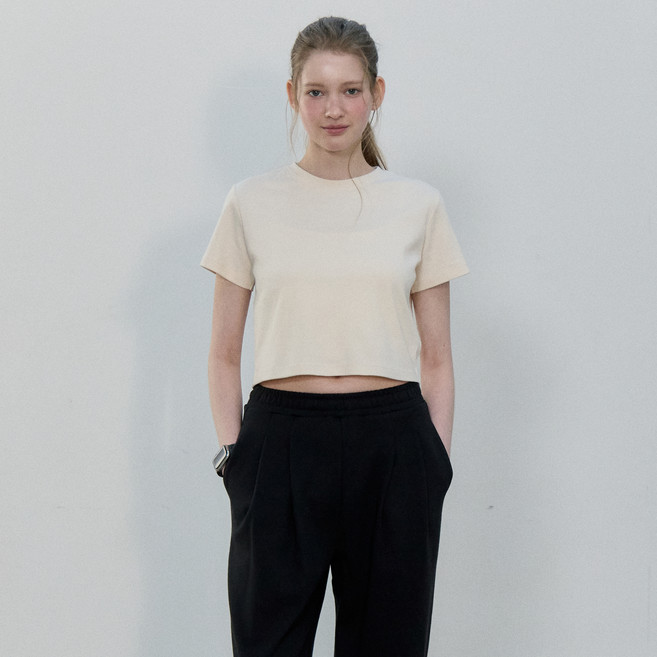 베이직하우스 여성용 라운드 크롭 반팔 티셔츠 LATS0202
