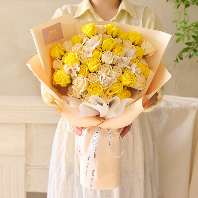 Scent Basket 香皂花 巨大50朵玫瑰花束, 黃色, 1個