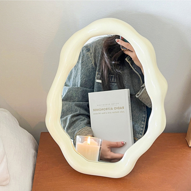 미르노아 미니멀 웨이브 탁상용 오브제 거울 MMM3453, 크림베이지