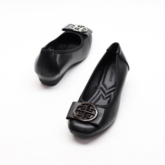 이즈릿 여성 토리 라운드 장식 플랫슈즈 3.5cm