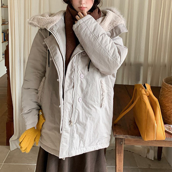 女款 Fashion Flow 柔軟小熊寬鬆版毛絨軍裝外套