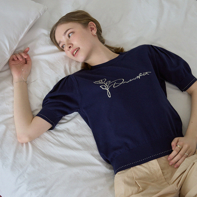 드로우핏 여성용 플라워 자카드 퍼프 반팔 니트