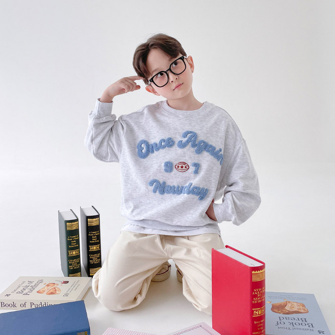 BerryCloset 青少年兒童款 Again Boy 大學T