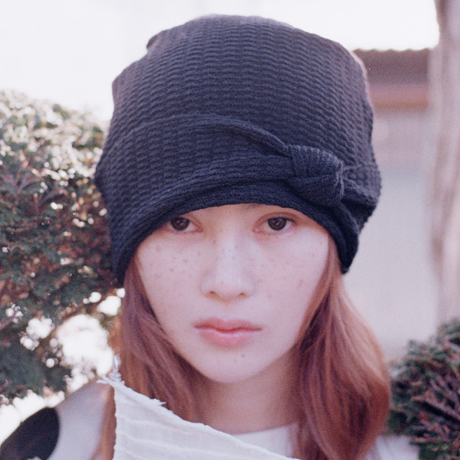 POESIE D'AME TIE KNIT BEANIE