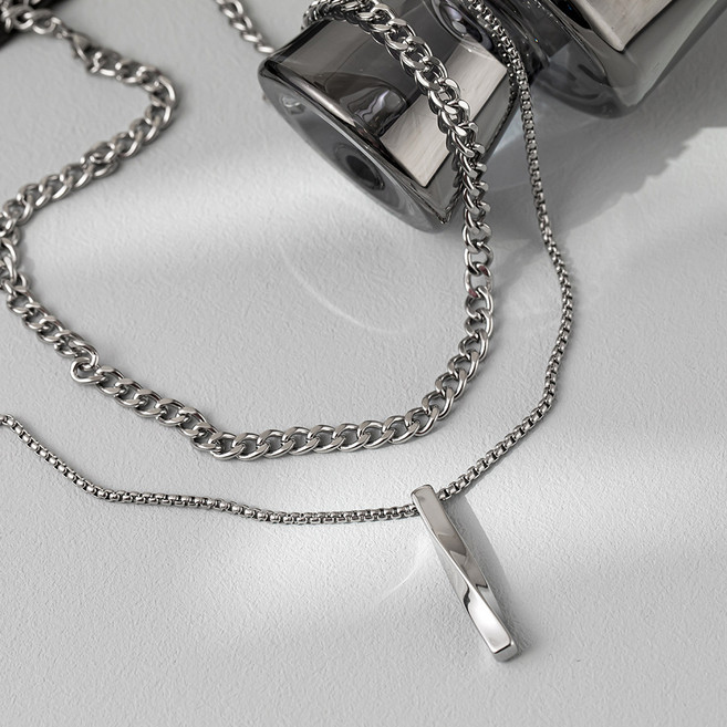 붓다베스트 꼬임 스틱 두줄 레이어드 써지컬 목걸이