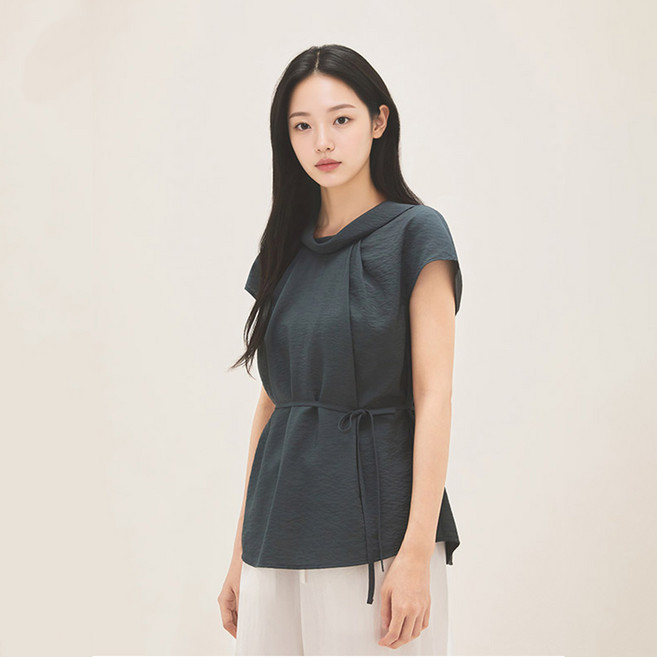 Roem 高領包袖襯衫