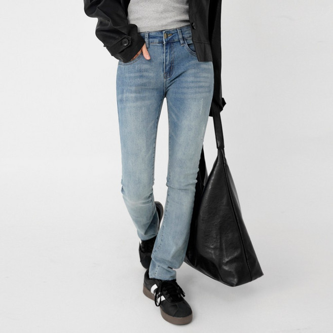 Cotton Closet 女性大尺碼下擺剪裁水洗修身彈力牛仔褲