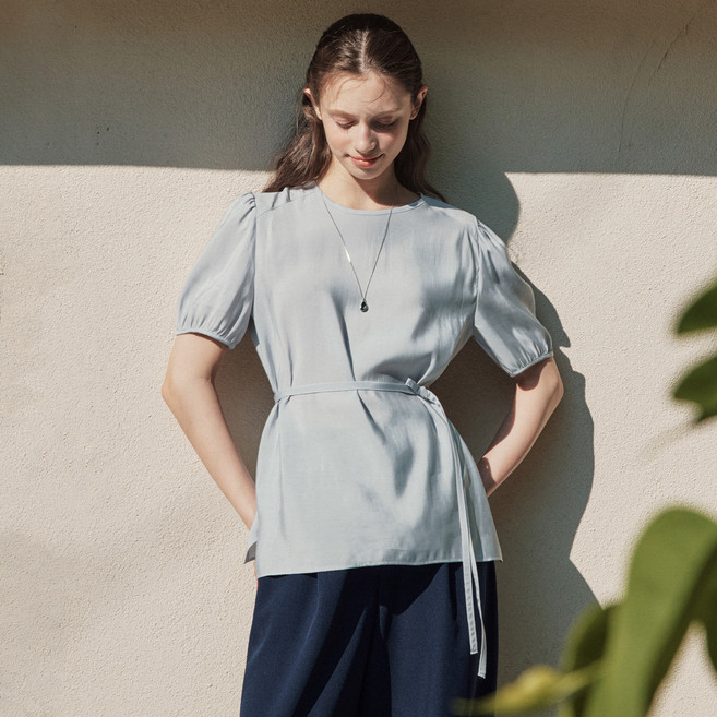 제로스트릿 밀키 반팔 블라우스