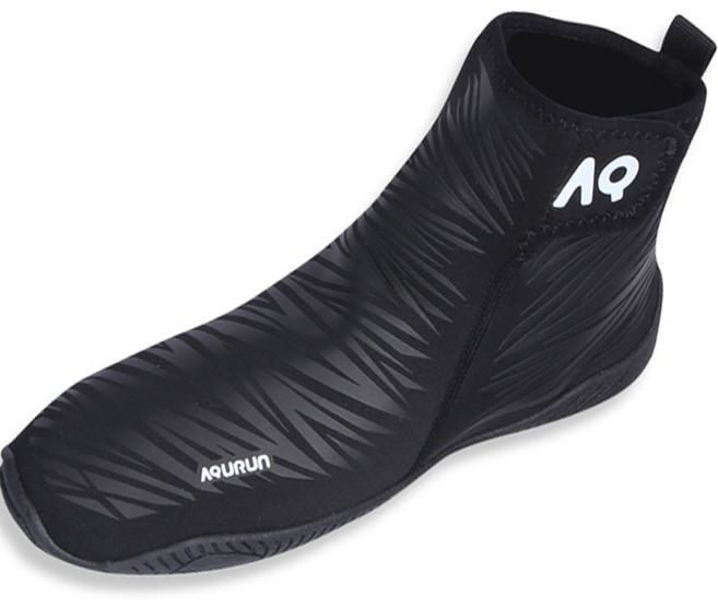 AQURUn 中筒水陸兩棲鞋