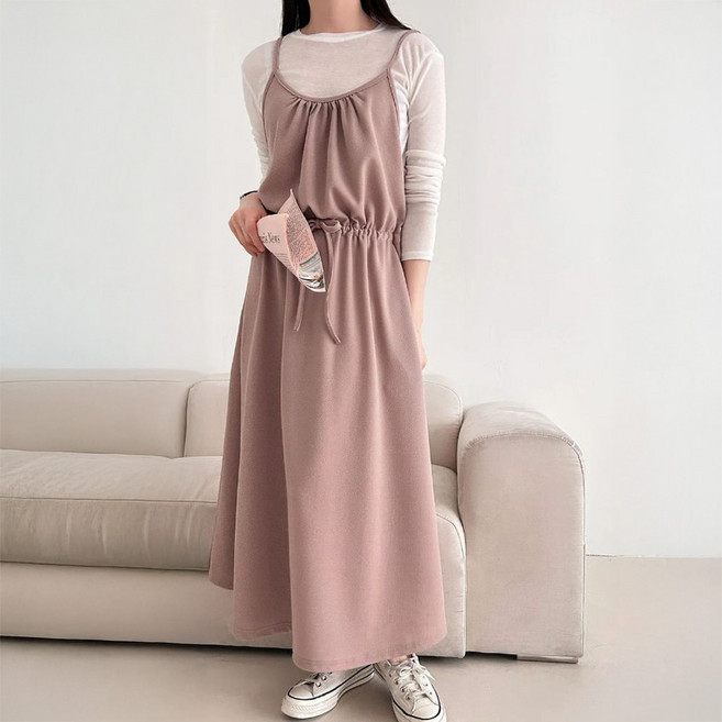 Lalaon 韓國製造 口袋腰部綁帶細肩帶連身裙 26TSP3721, 深米色