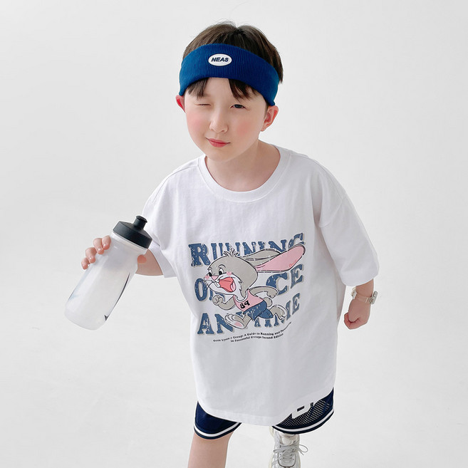 베리클로젯 런 런 버니 반팔 티셔츠