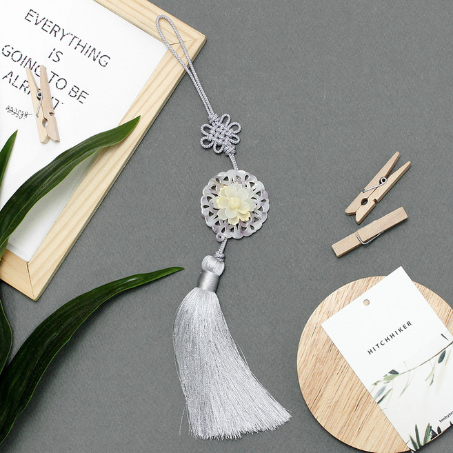 드레스하우스 비단길 연옥 국화매듭 태슬 노리개