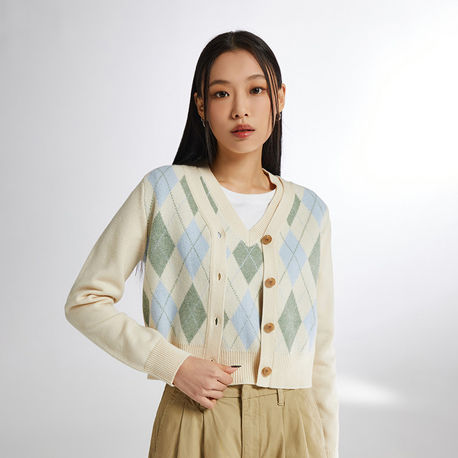 스파오 여성용 아가일 가디건 SPCKE12G61