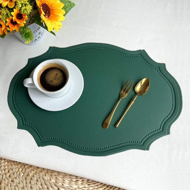 헬로젬 북유럽 노블레스 가죽 방수 테이블 매트, 그린, 가로 43cm x 세로 30cm x 두께 2mm, 2개