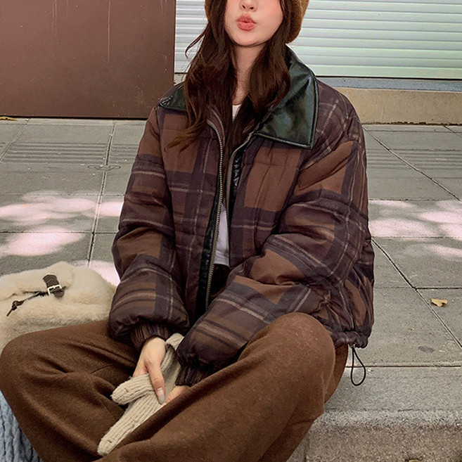 Dotif 女款立領休閒格紋鋪棉外套