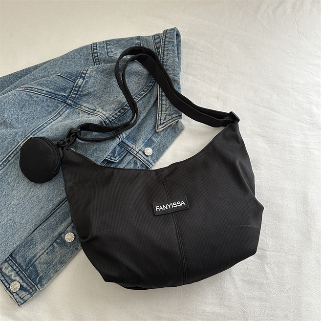 unhave 簡約餃子斜揹包, 02 黑色