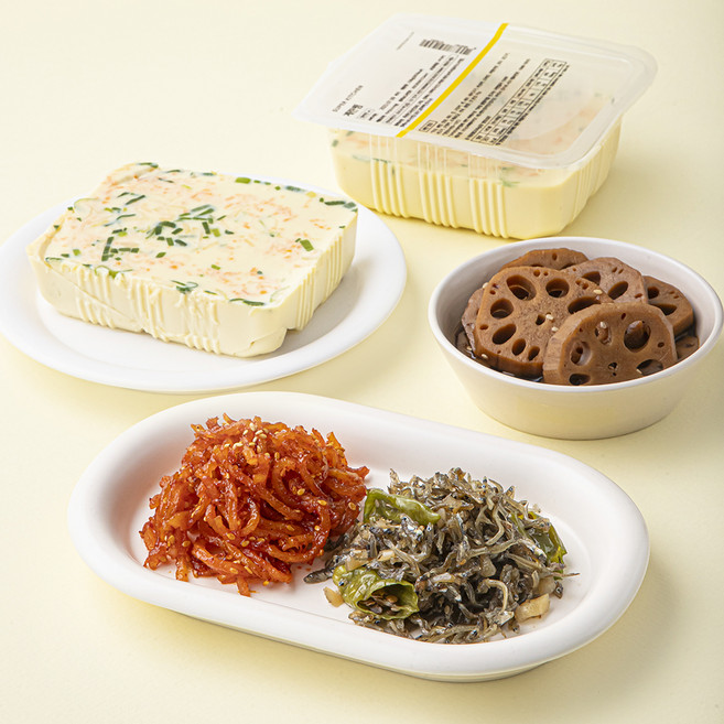 슈퍼키친 바로만든 인기반찬 꽈리고추멸치볶음 60g + 계란찜 230g + 연근조림 150g + 순한진미채볶음 65g 세트, 505g, 1세트