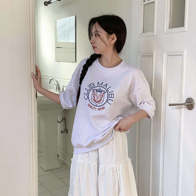 시크블랙 제누브 말리부 자수 7부 루즈핏 맨투맨 cpt17436k61