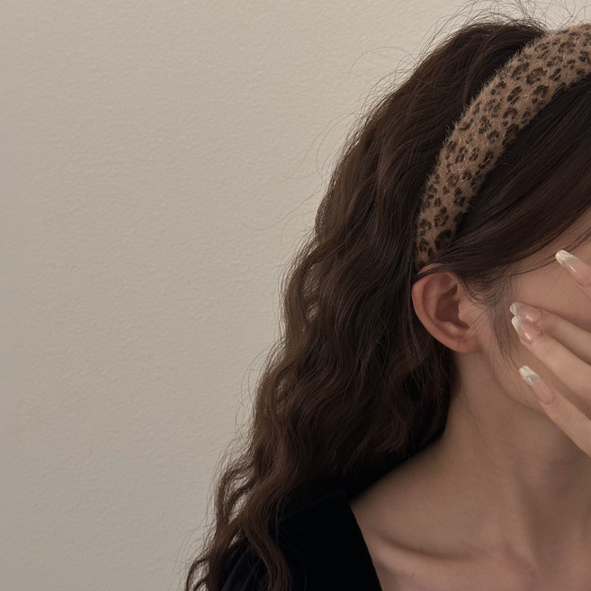 Moirbella 女性豹紋冬季髮帶