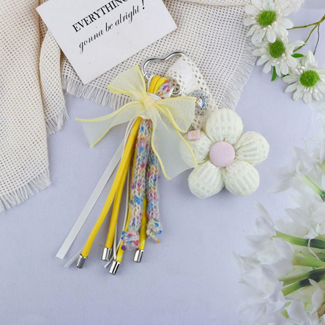 소리달 잇투 플라워장식 테슬 가방장식 백꾸 가방키링