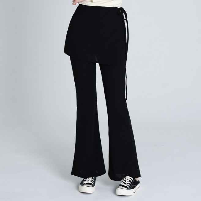 Moirbella 女款綁帶靴型褲裙 P26SS2-A2664