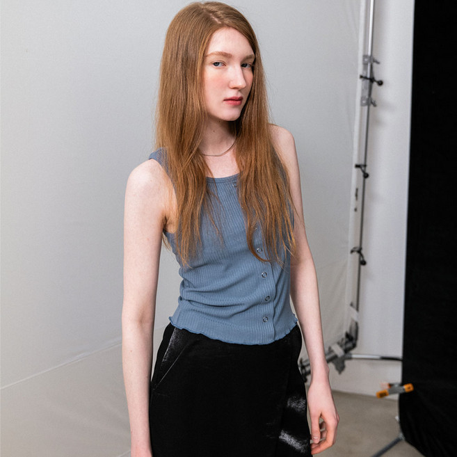 GENERAL IDEA 女款壓扣羅紋無袖T恤 WBD1L42547