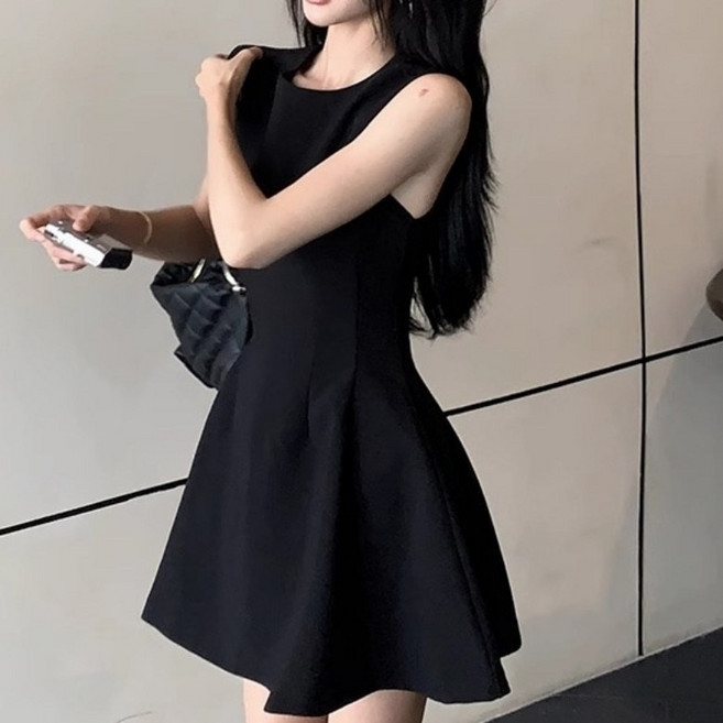I'M MONG 女款修身圓領素色無袖迷你連身裙 R6H072, 黑色