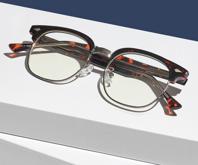 멜라크메 TR 메탈 사각 하금 안경테 62358