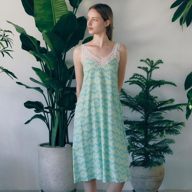 비너스 여성용 나염 감각 레이스 데이웨어 풀슬립 VFS5022