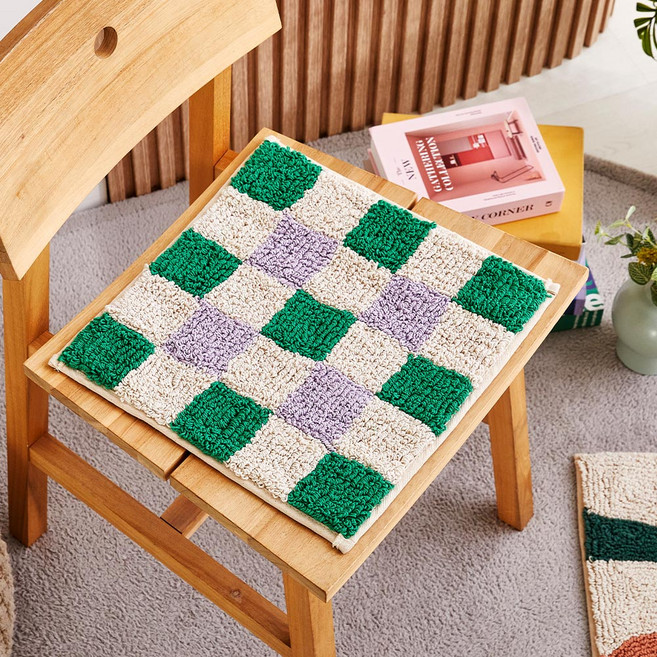 모던하우스 터프팅 사각 패턴 방석