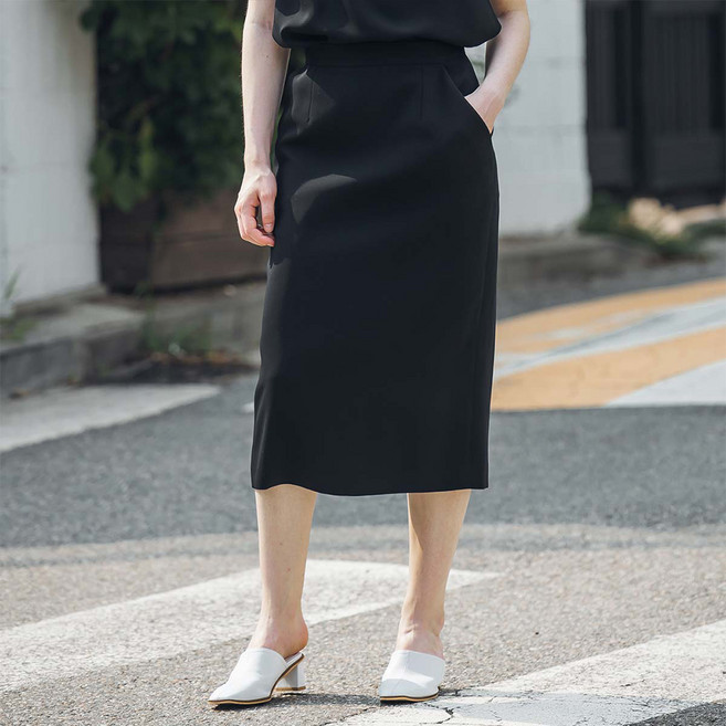 와이지비엠 모던 센세이션 미디 스커트 YB208-WSF02