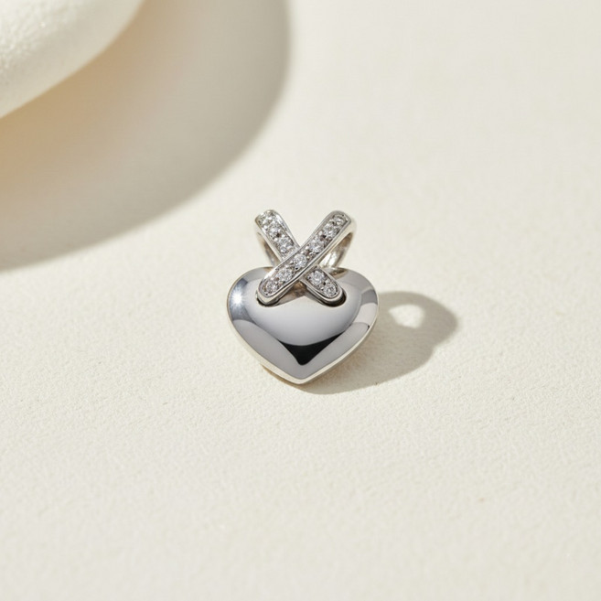 쇼메 여성용 리앙 하트 18K 다이아몬드 팬던트 080060