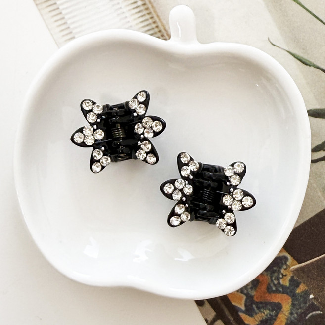 걸핀스 큐빅 미니 포인트 집게핀 049050 2p