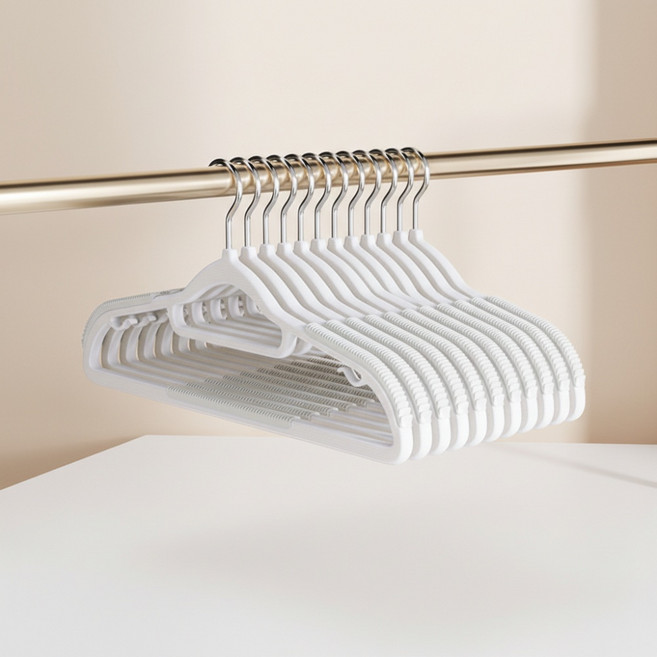 앞날창창 논슬립 어깨 뿔 방지 슬림 회전 옷걸이, 크림 화이트, 20개