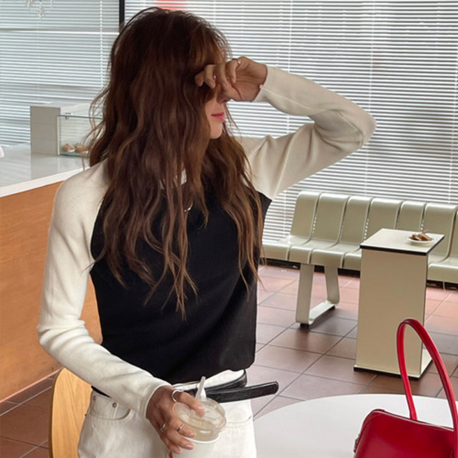 난닝구닷컴 여성용 엘호즈 배색 니트