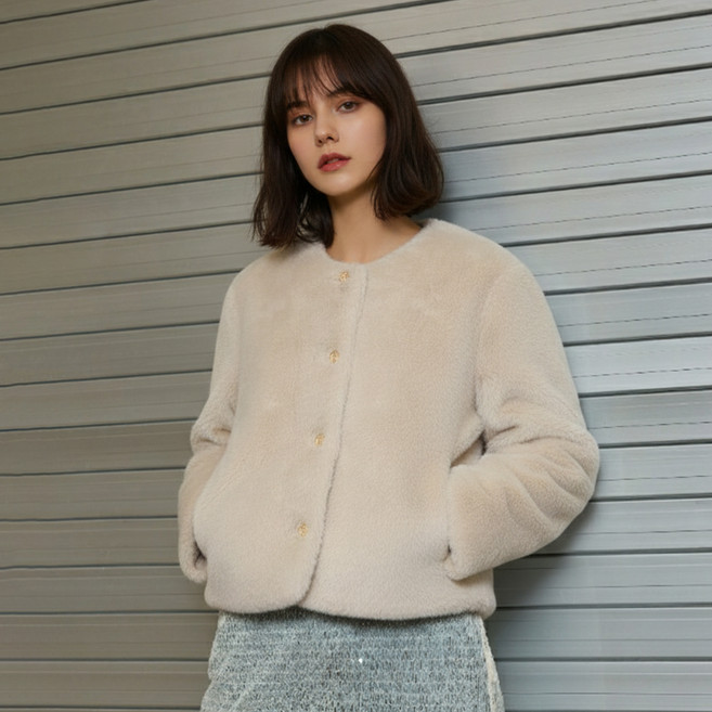 에이비플러스 여성용 골드 버튼 페이크퍼 자켓 LSA1MF32