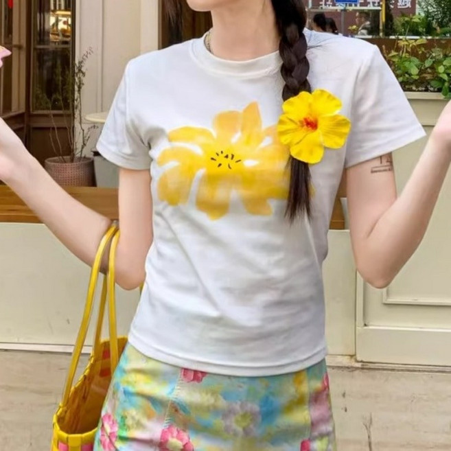 I'M MONG 女款修身圓領大花朵印花短袖T恤 R6H190