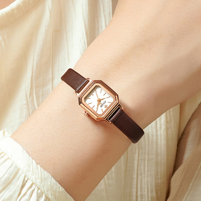 쥴리어스 여성용 스퀘어 가죽 손목 시계 JA-1454