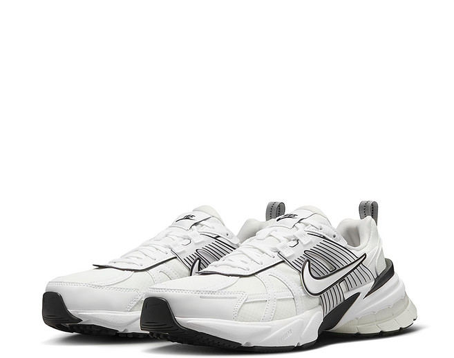 NIKE 耐吉 女款 W V2K RUN 運動休閒鞋 HF5342-100