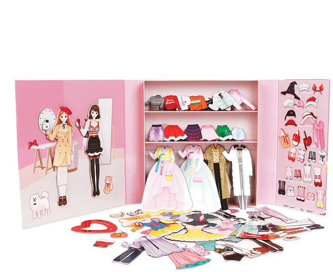 Magnetopia 瑪莉與喬伊的秘密衣櫃紙娃娃組 含100多款時尚單品, 多色, 1盒