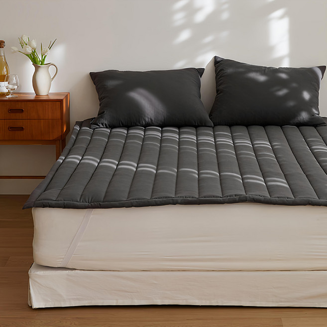 maatila Choux Cream系列 膨鬆超細纖維鬆緊帶式床墊 黑色