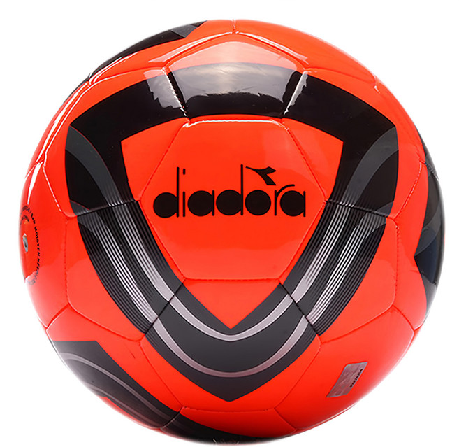 diadora 兒童草地足球/3號足球 DA174942-C4116 300g, 銀紅色, 1顆