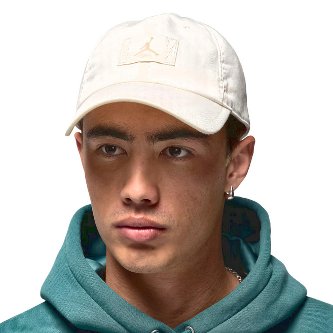 NIKE 耐吉 JORDAN 喬丹 J CLUB CAP US CB FLT PATCH 棒球帽, 米白色, 1個