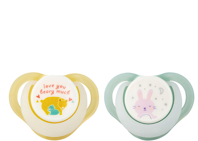 Combi 康貝 睡眠夜用安撫奶嘴組 M-18324 親子熊+夜夢兔 齒顎設計 內部可清洗, 2個月以上, 親子熊 黃色 + 夜夢兔 綠色, 1組