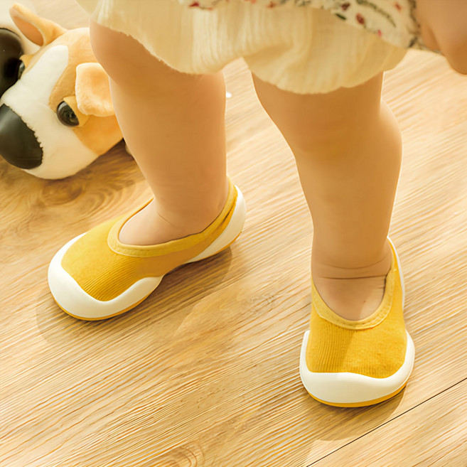 Komuello 幼兒透氣防滑學步鞋